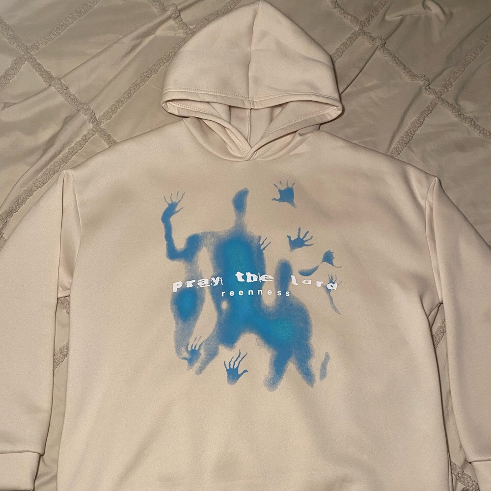 “Pray the lord” beige hoodie. Medium/large